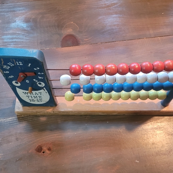 Vintage wooden toy abacus & clock - Picture 3 of 4